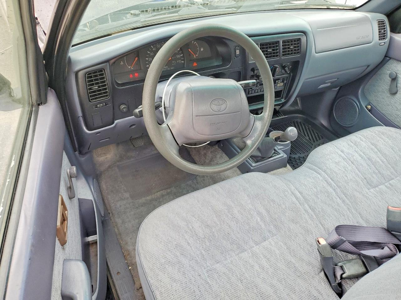 1999 TOYOTA TACOMA BASE photo 8