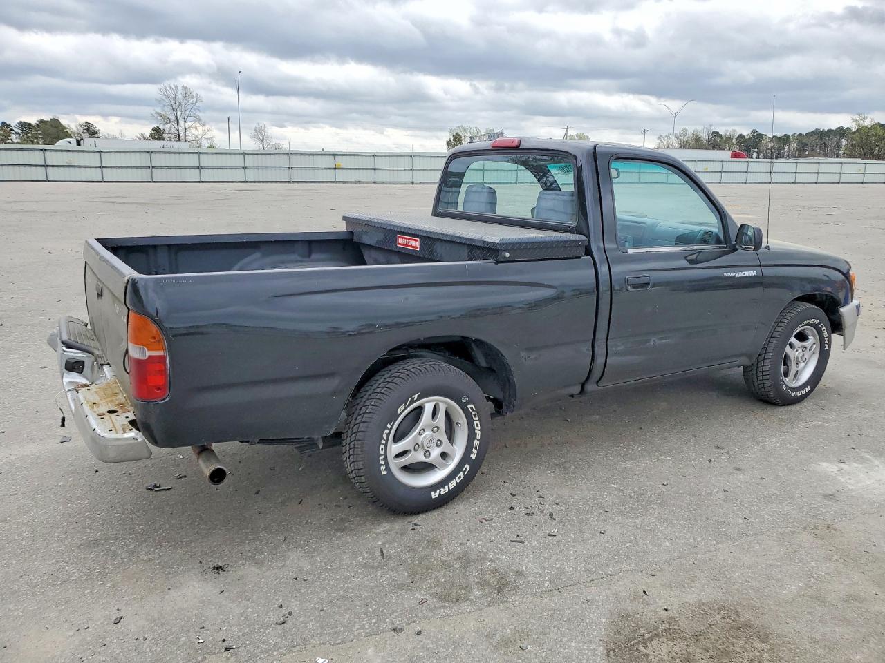 1999 TOYOTA TACOMA BASE photo 3
