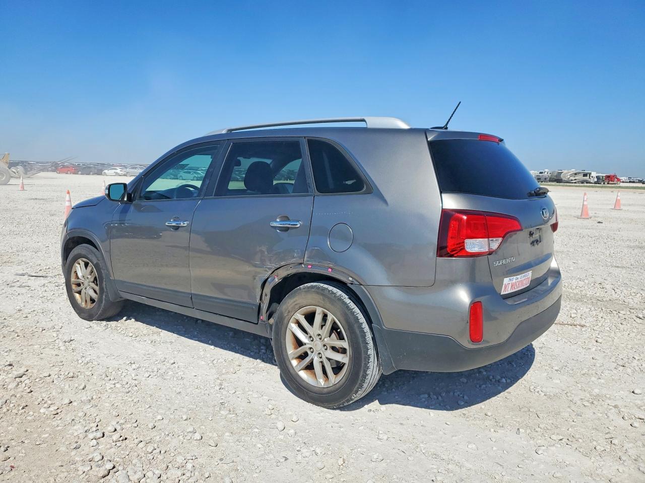 2015 KIA SORENTO LX photo 2