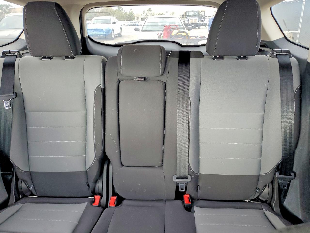 2016 FORD ESCAPE SE photo 28
