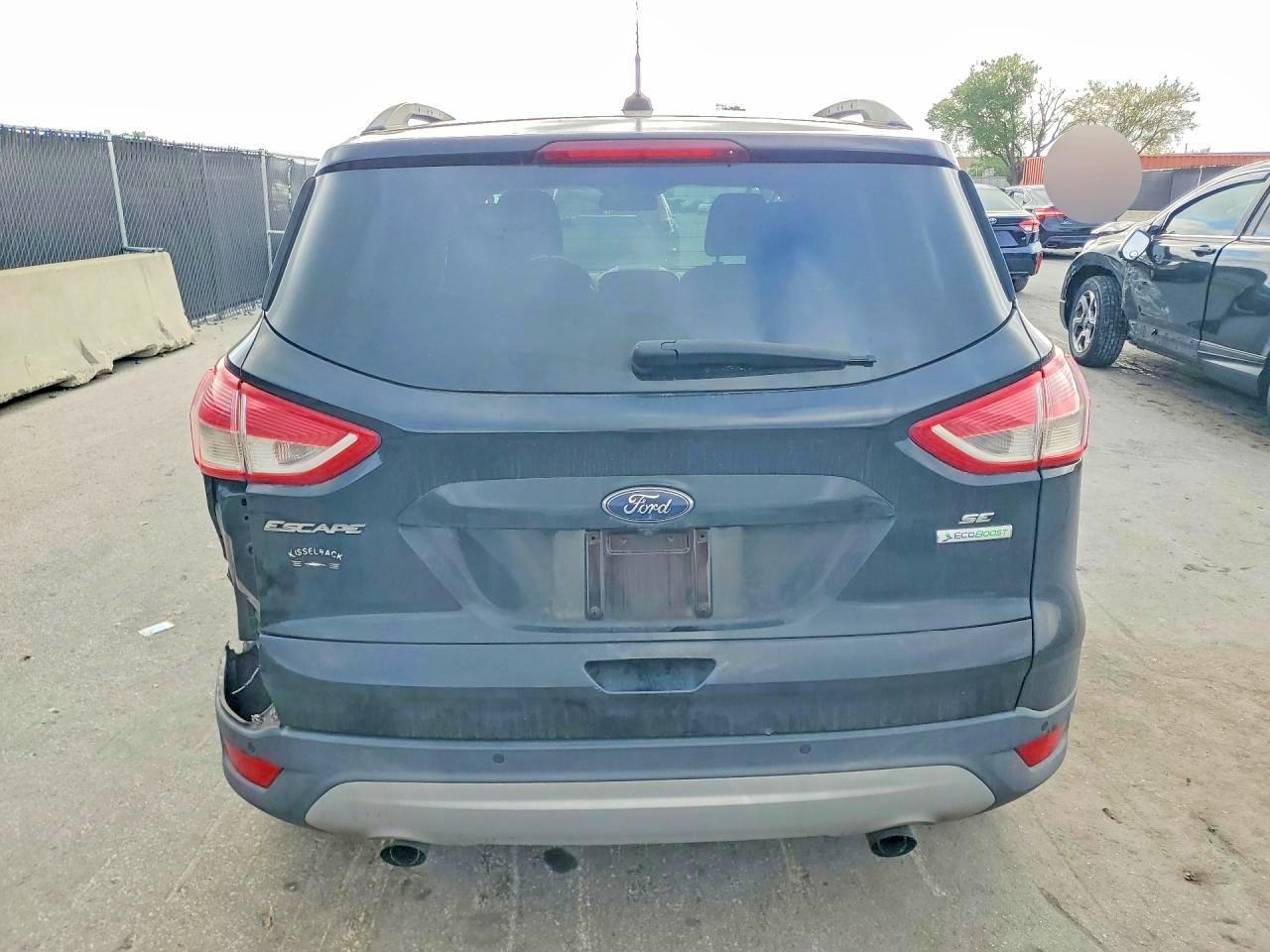 2016 FORD ESCAPE SE photo 16