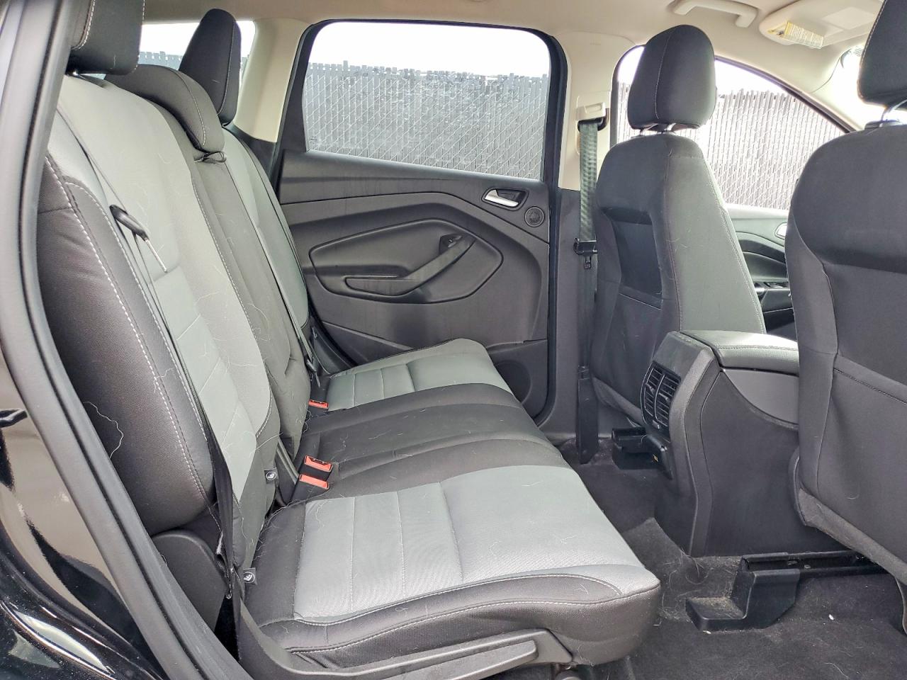 2016 FORD ESCAPE SE photo 31