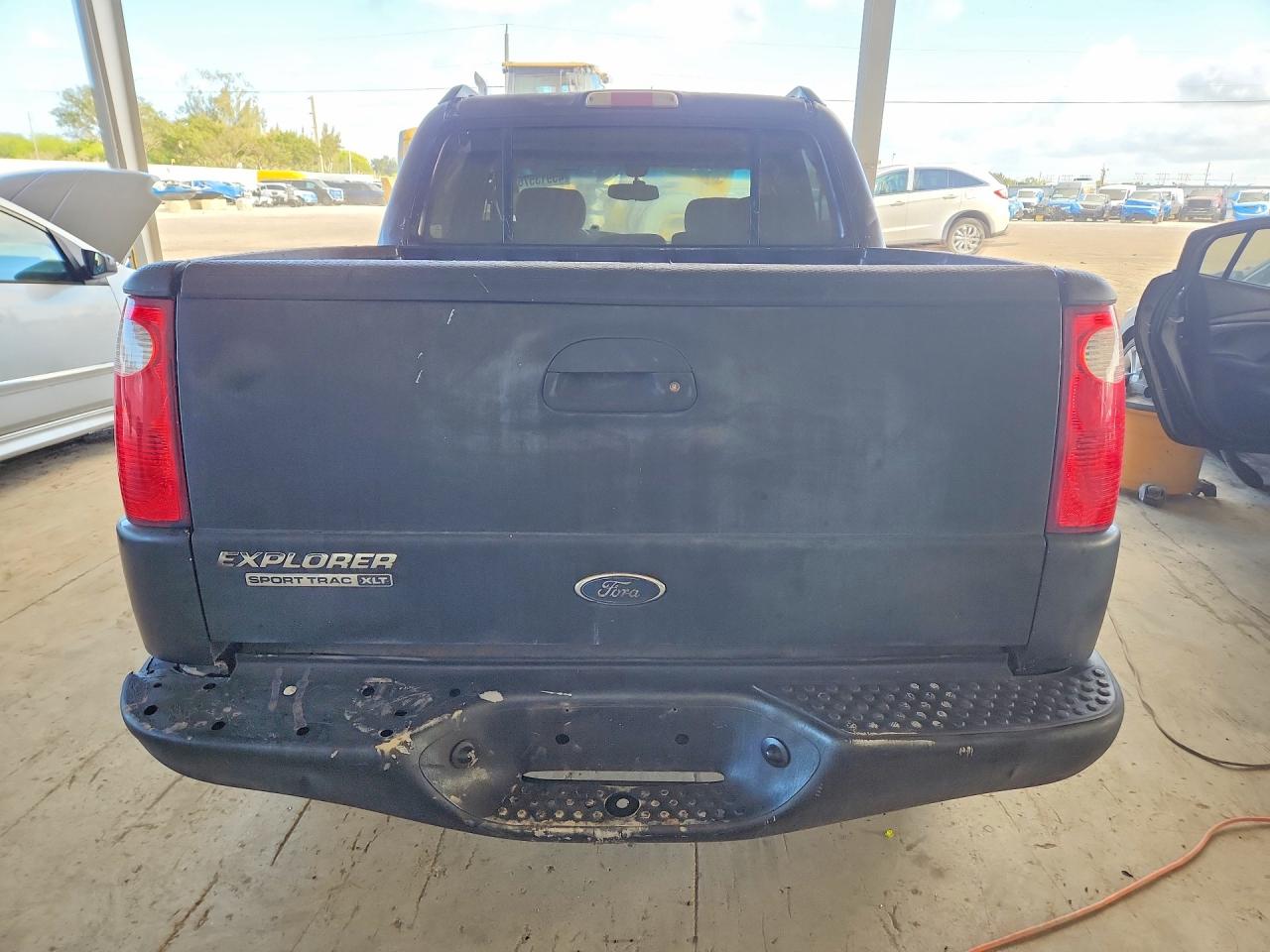 2003 FORD EXPLORER SPORT TRAC photo 11