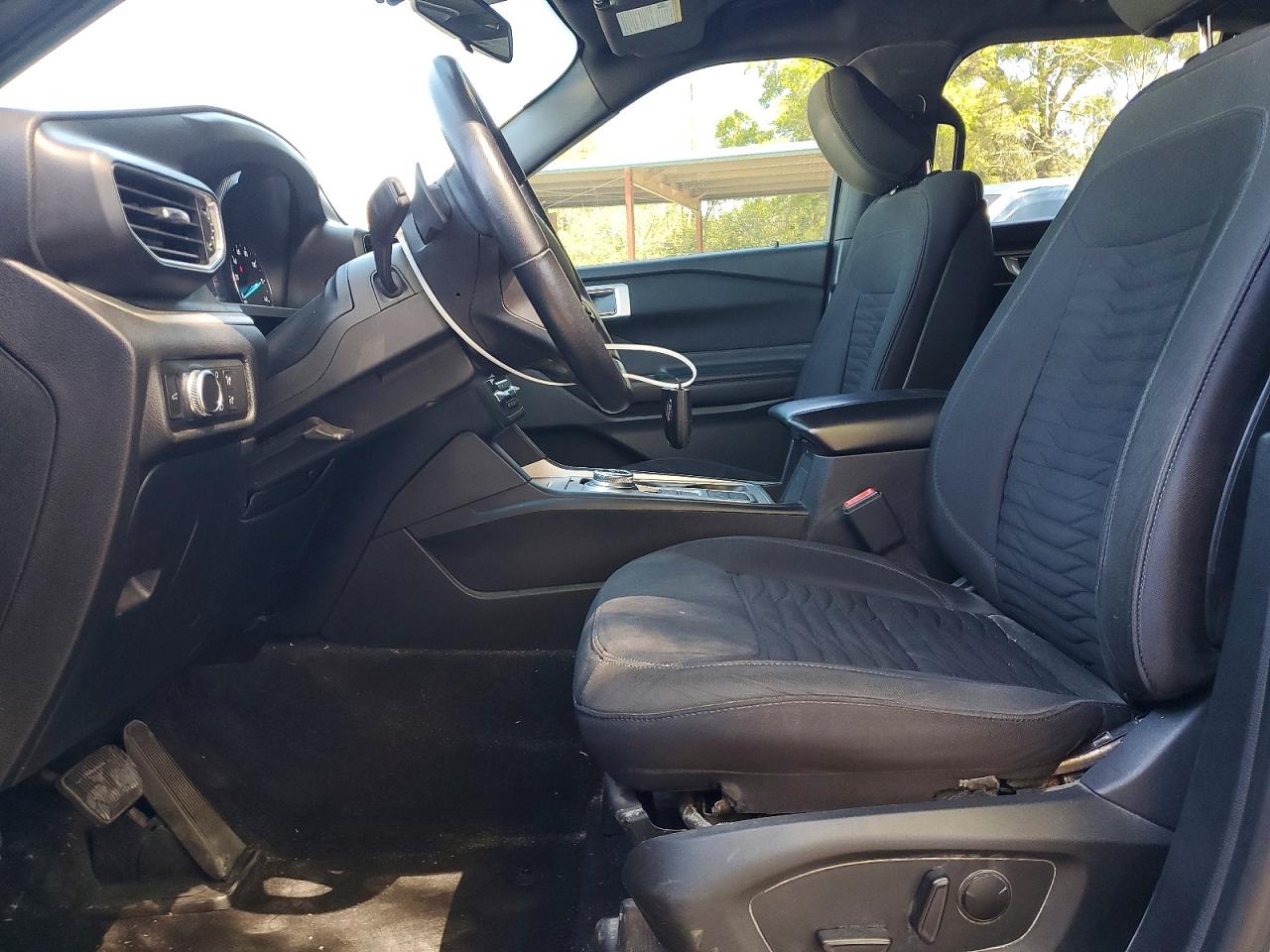 2020 FORD EXPLORER XLT photo 13