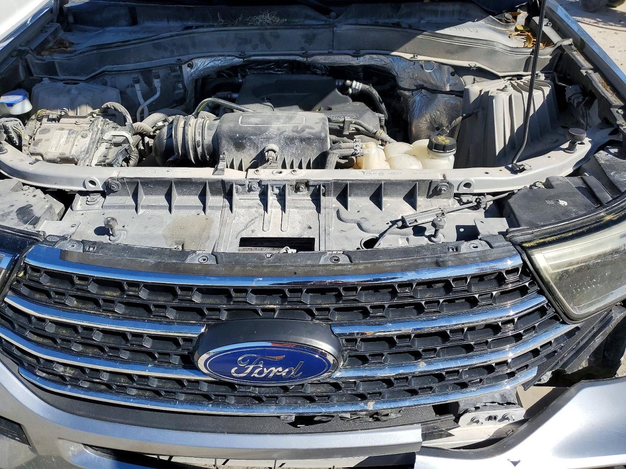 2020 FORD EXPLORER XLT photo 23