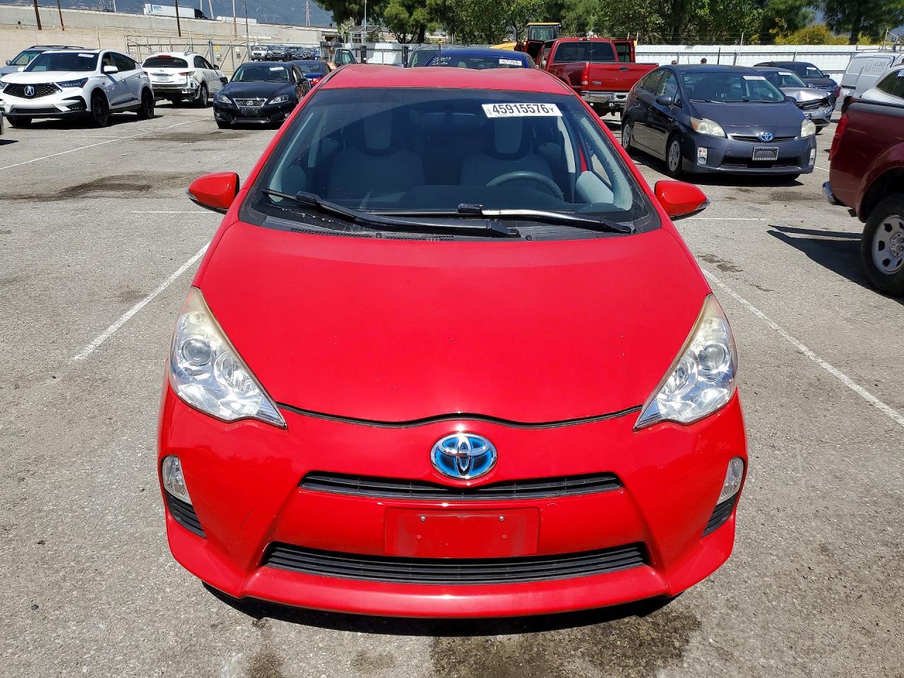 2014 TOYOTA PRIUS C ONE photo 5