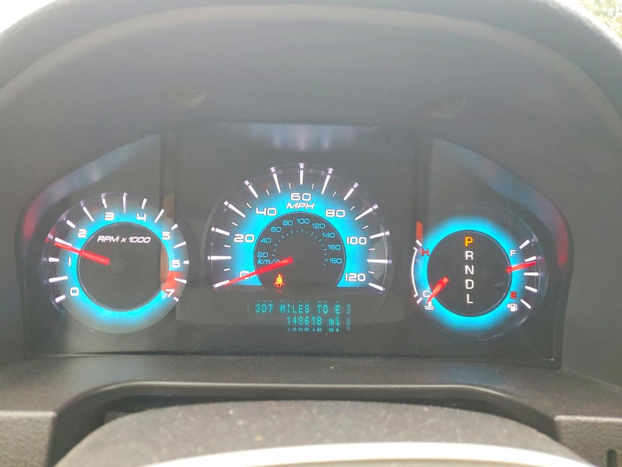 2011 FORD FUSION SE photo 25