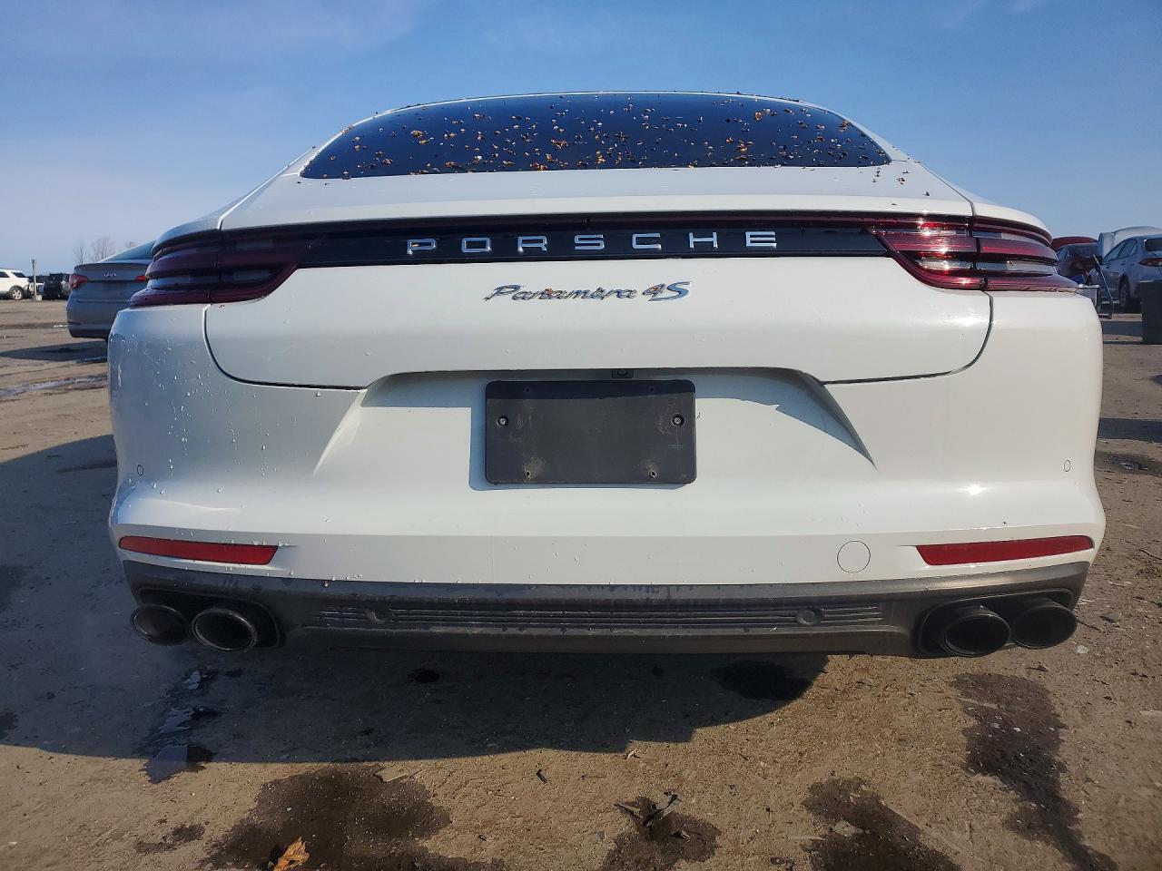 2018 PORSCHE PANAMERA 4S photo 11