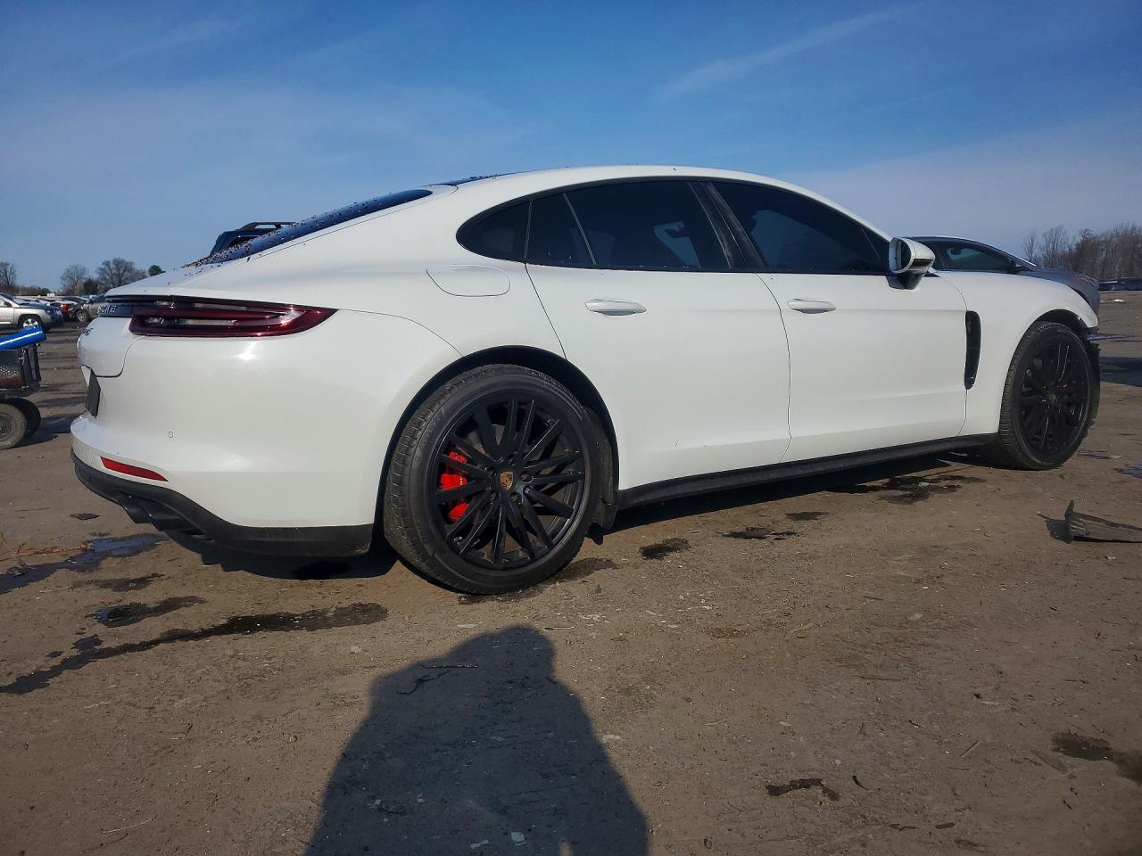 2018 PORSCHE PANAMERA 4S photo 5