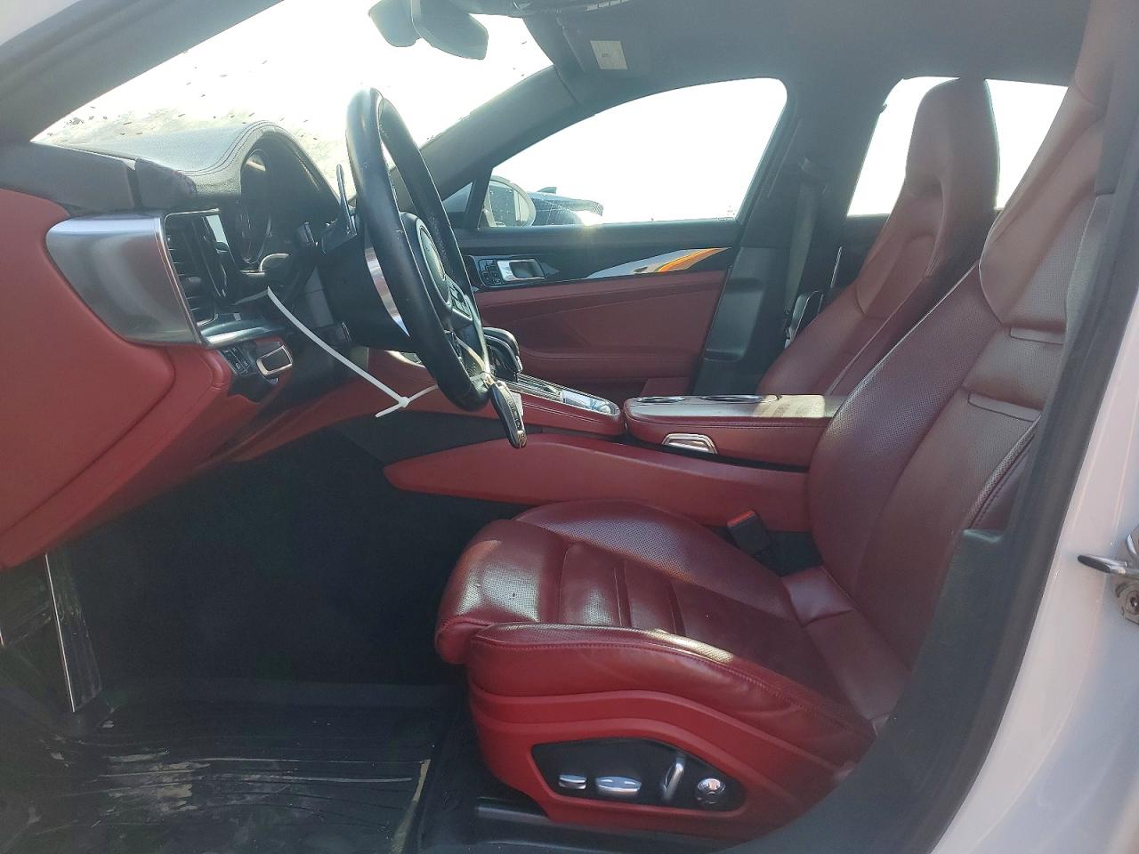 2018 PORSCHE PANAMERA 4S photo 13