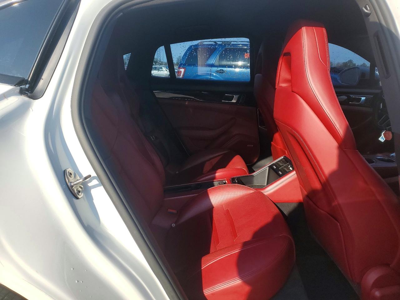 2018 PORSCHE PANAMERA 4S photo 19