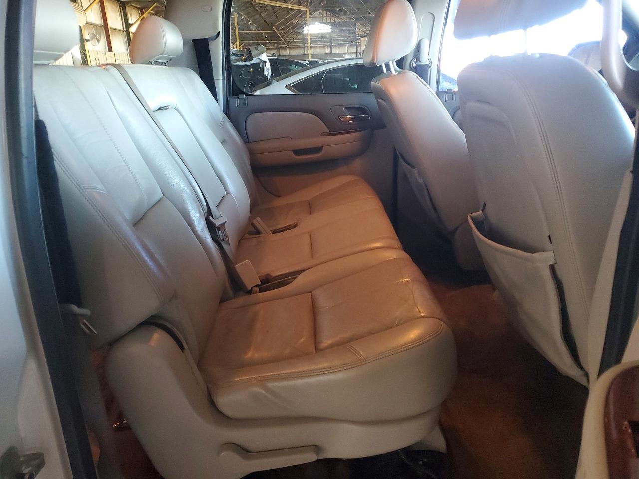 2008 CHEVROLET SUBURBAN C1500 LS photo 11