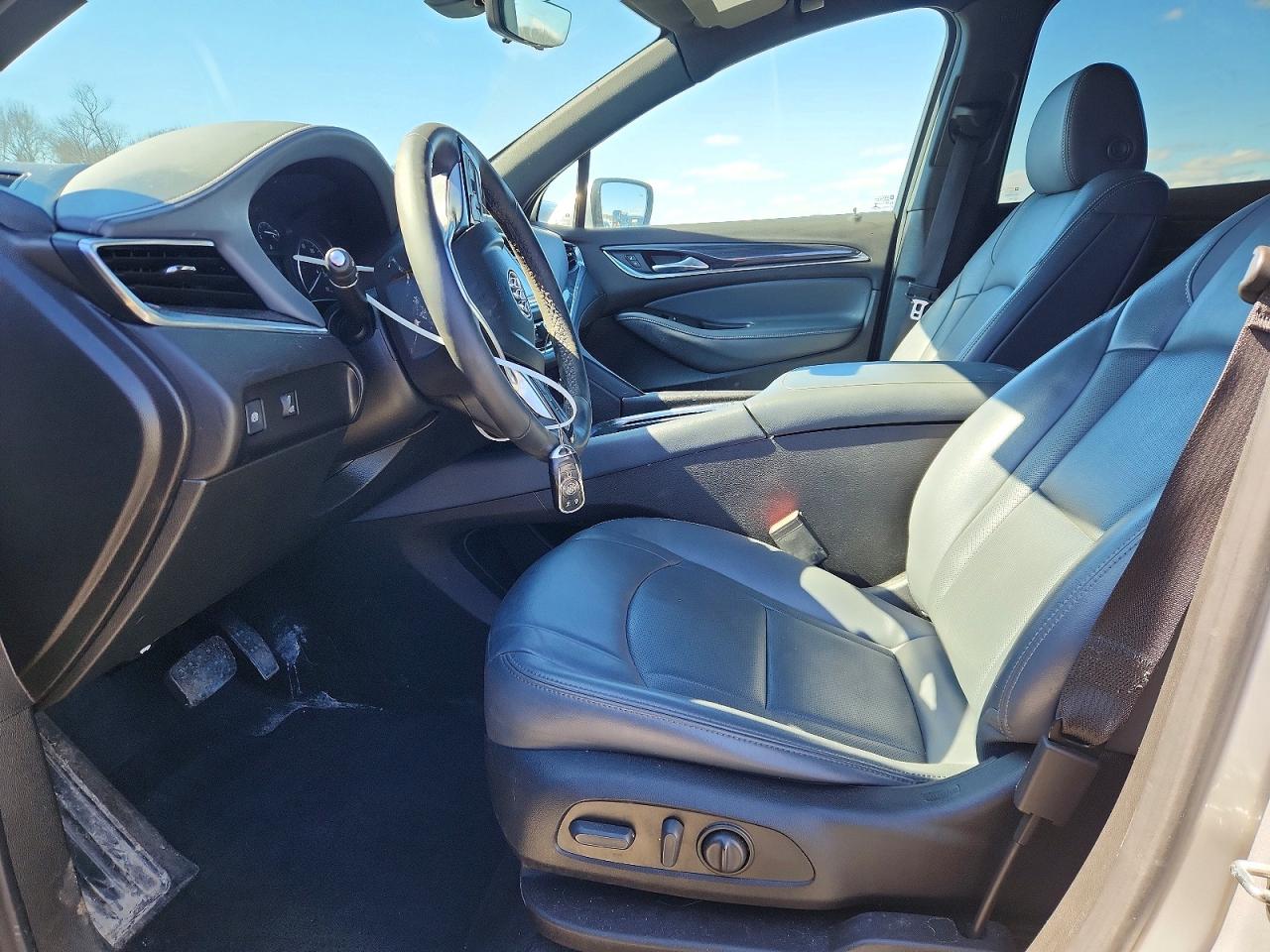2022 BUICK ENCLAVE ESSENCE photo 7