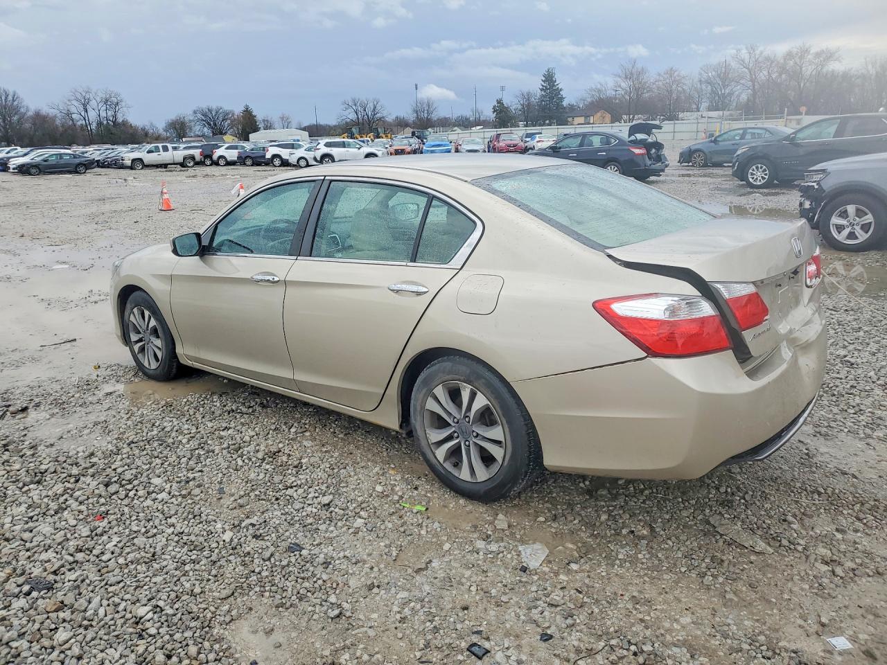 2013 HONDA ACCORD LX photo 4