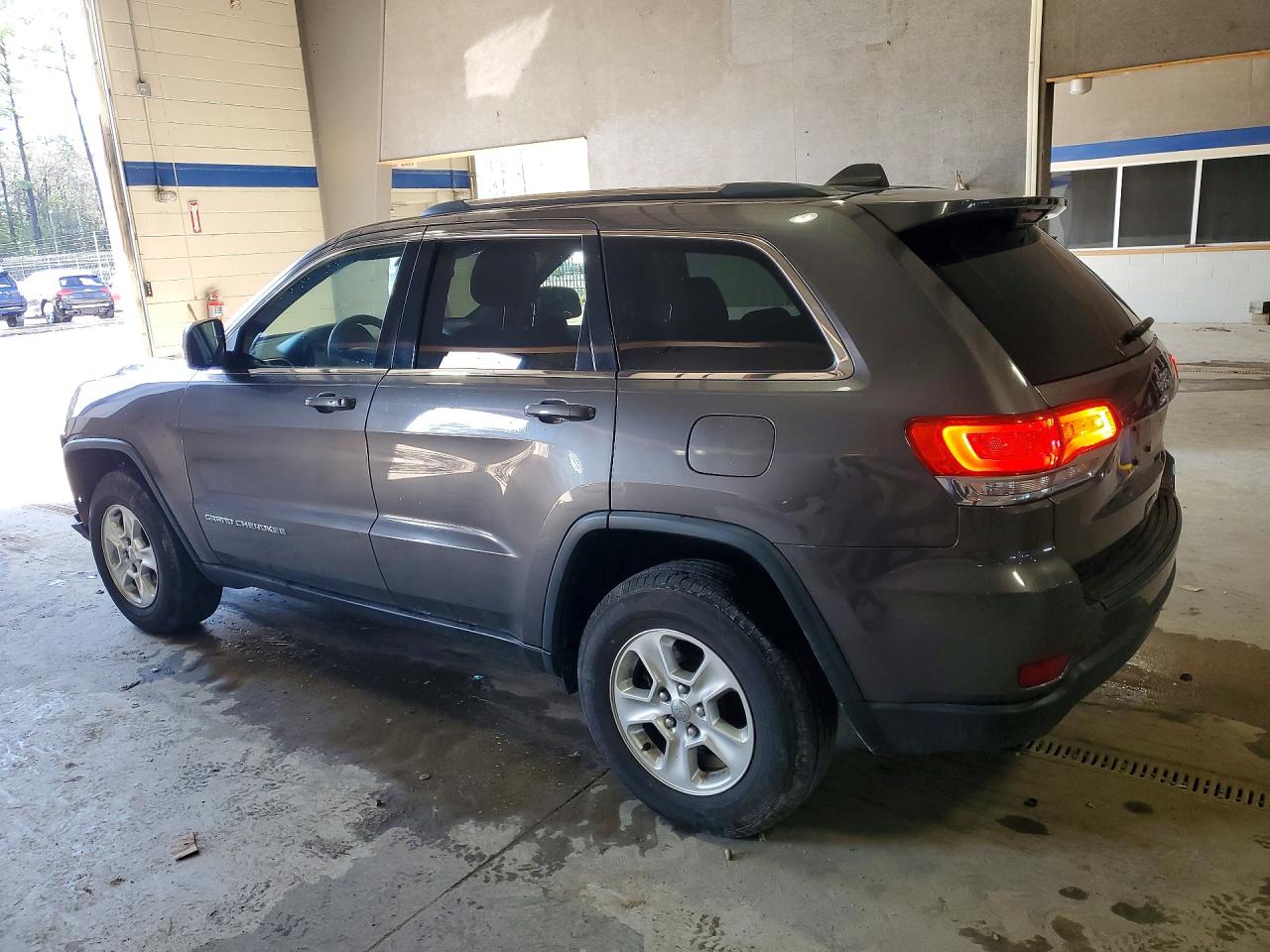 2014 JEEP GRAND CHEROKEE LAREDO photo 3