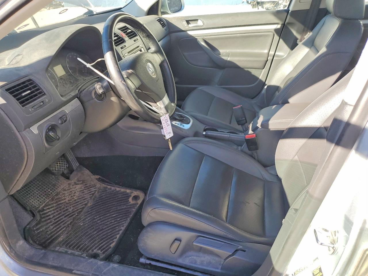 2008 VOLKSWAGEN JETTA SE photo 13
