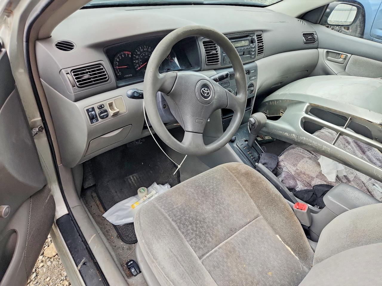 2004 TOYOTA COROLLA CE photo 22