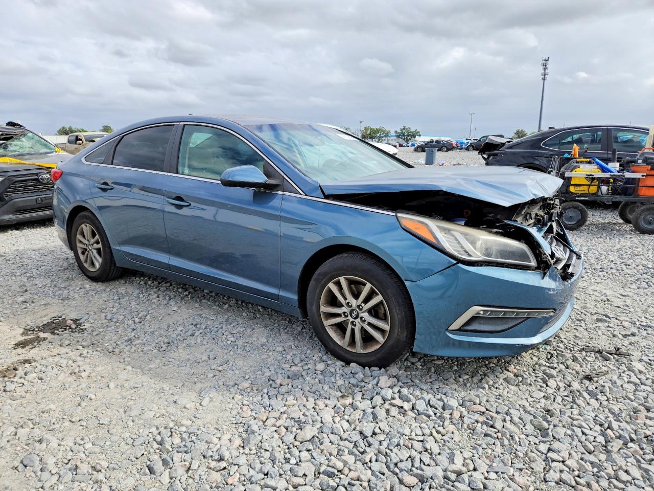 2015 HYUNDAI SONATA SE photo 10