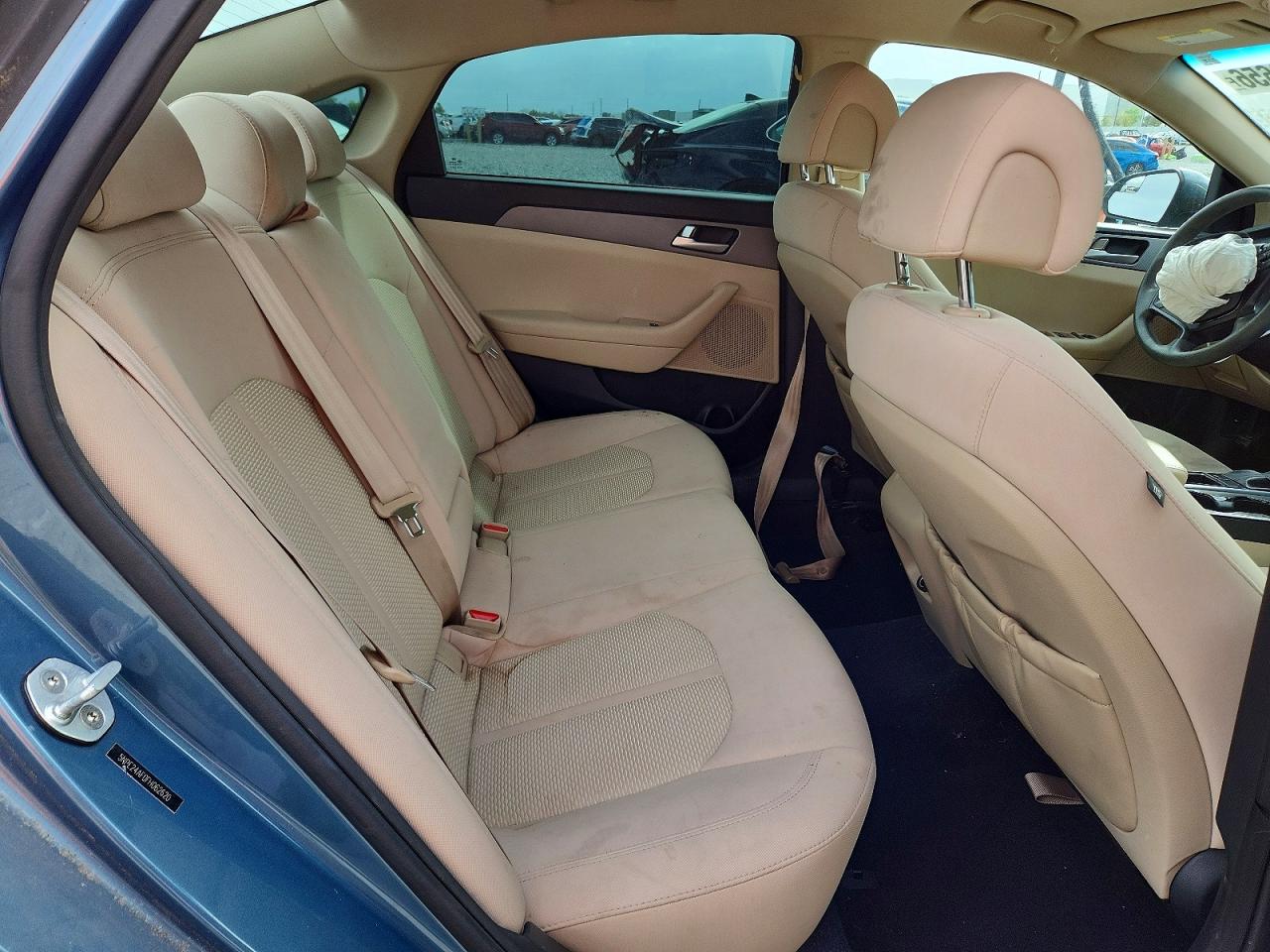 2015 HYUNDAI SONATA SE photo 28