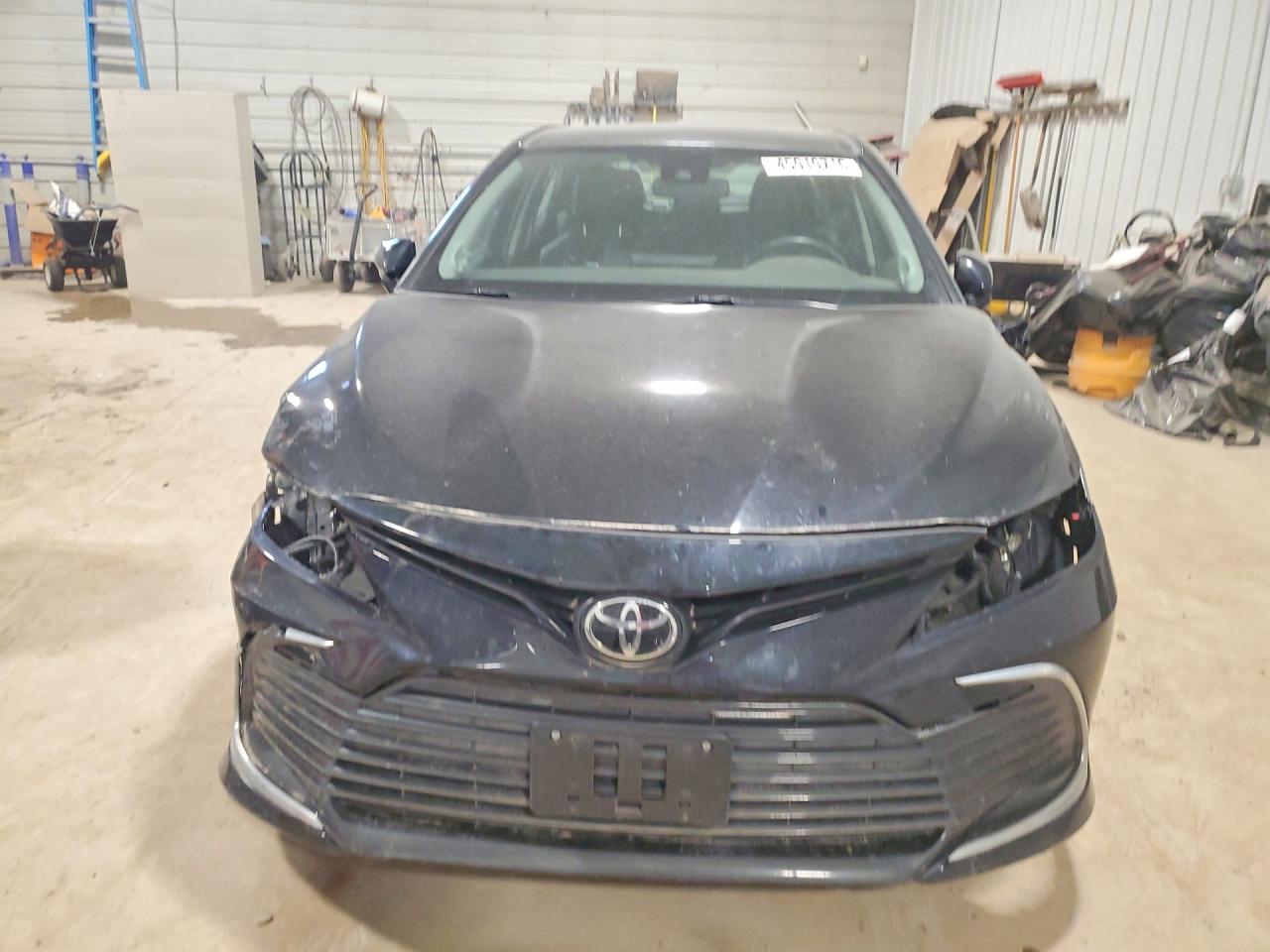 2023 TOYOTA CAMRY XLE photo 5