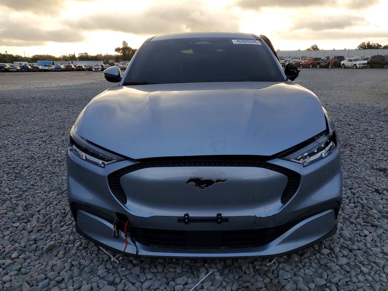 2022 FORD MUSTANG MACH-E SELECT photo 9