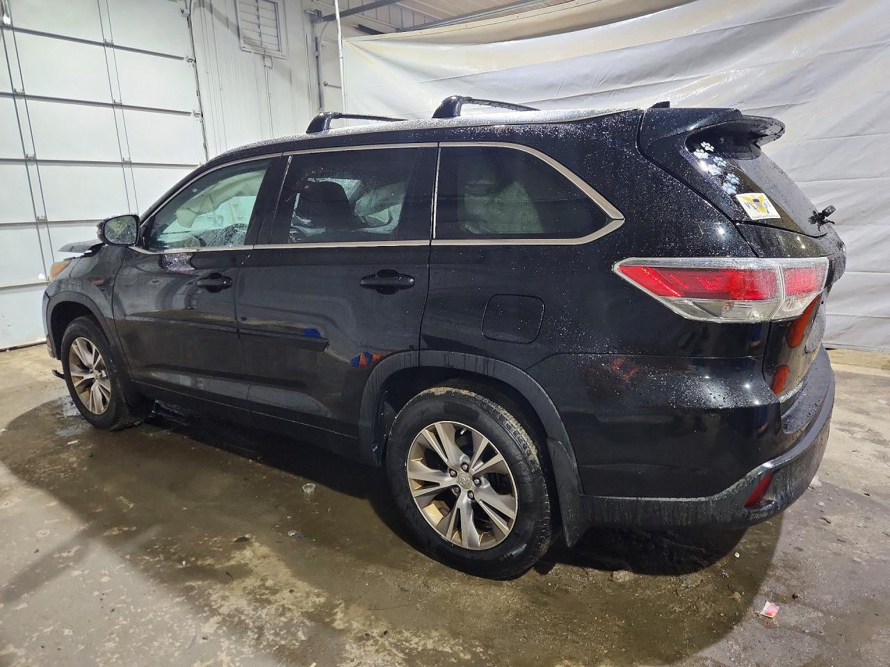 2014 TOYOTA HIGHLANDER XLE photo 3