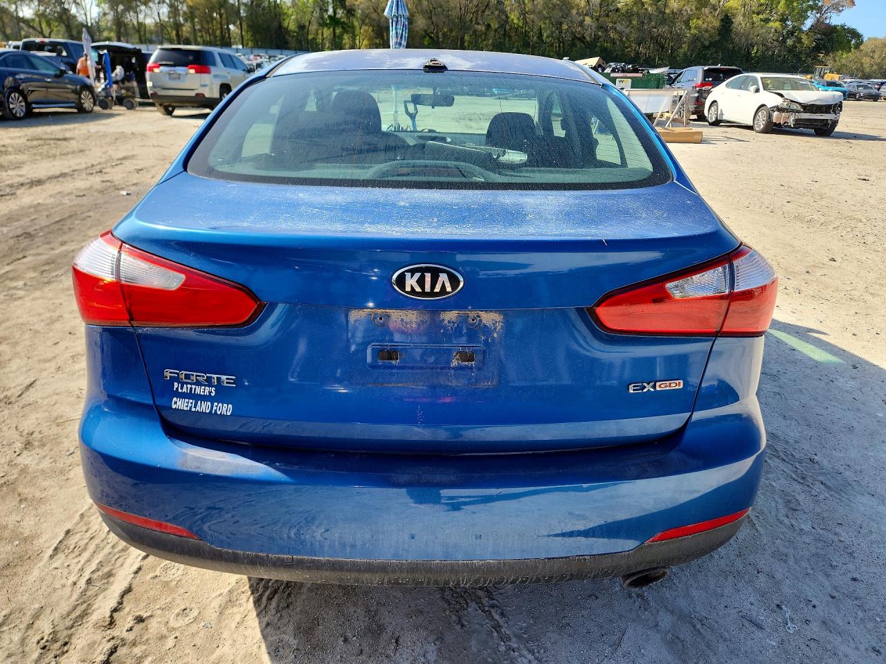 2015 KIA FORTE EX photo 16