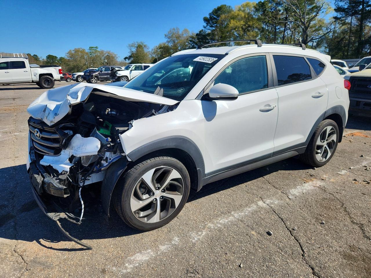 2016 HYUNDAI TUCSON