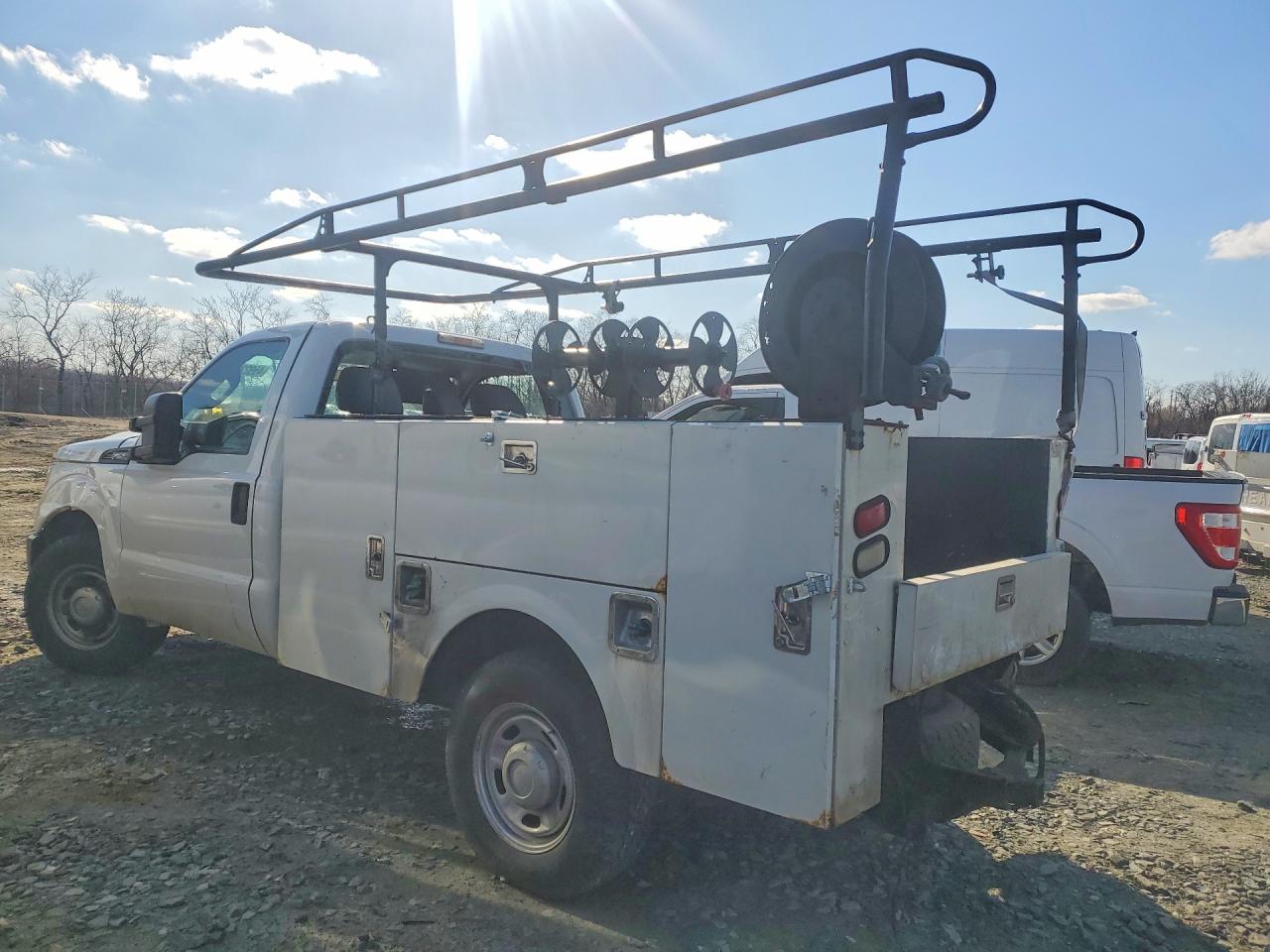 2016 FORD F250 SUPER DUTY UTILITY / SERVICE TRUCK photo 2