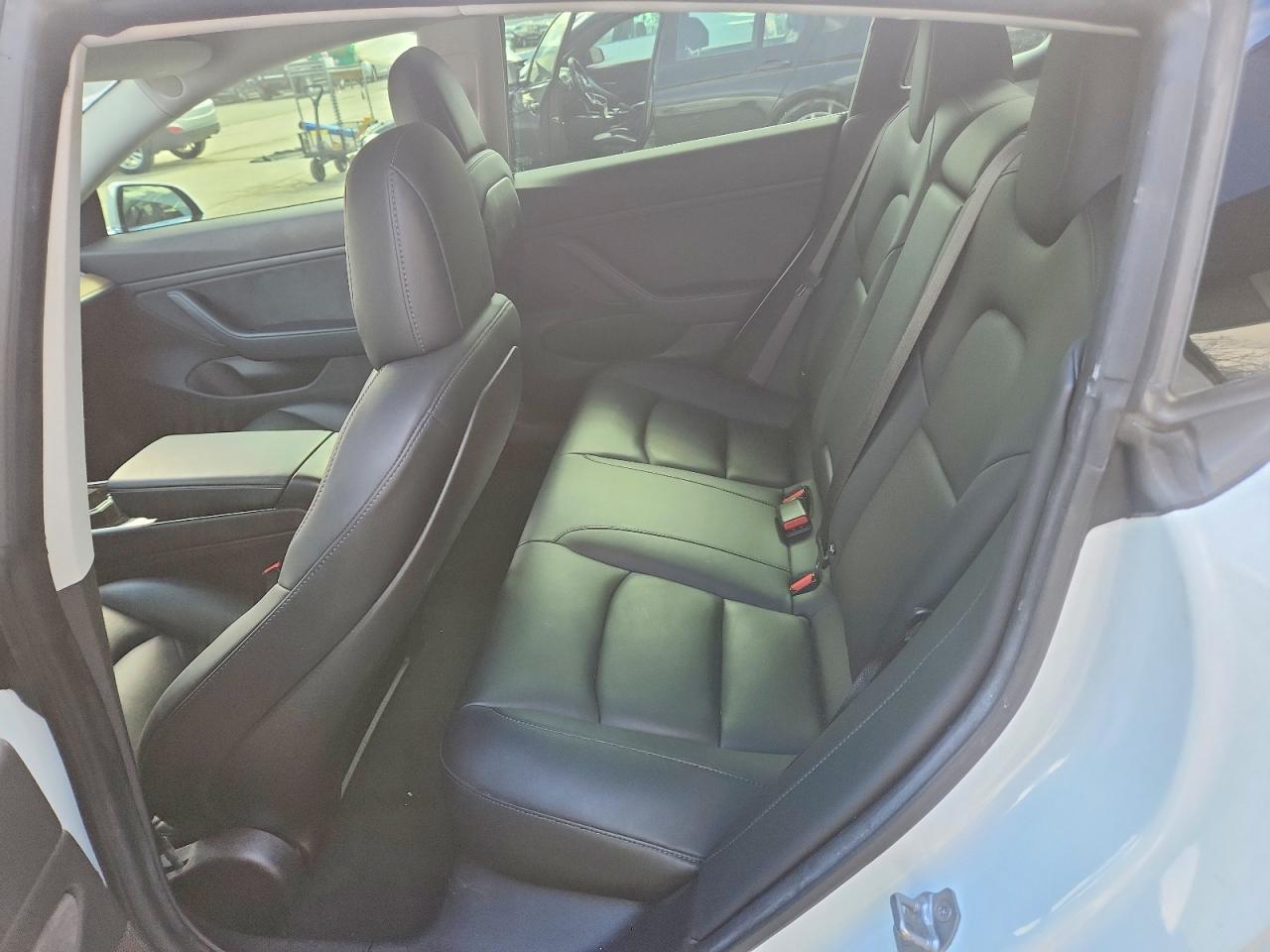 2018 TESLA MODEL 3 photo 10