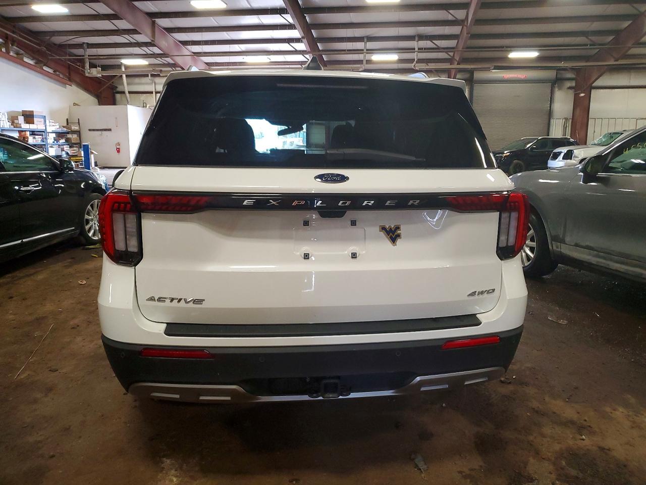 2025 FORD EXPLORER ACTIVE photo 16