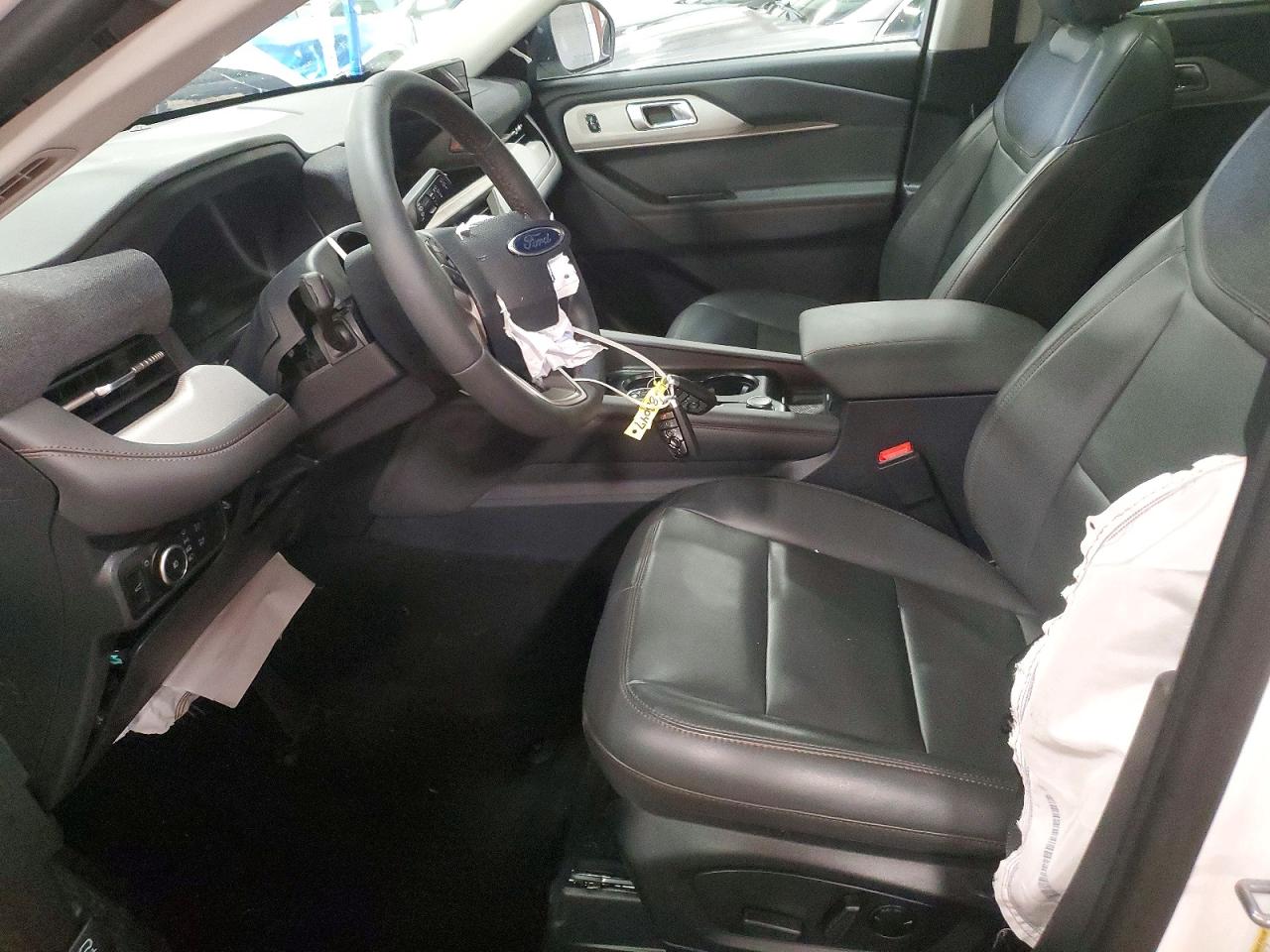 2025 FORD EXPLORER ACTIVE photo 19