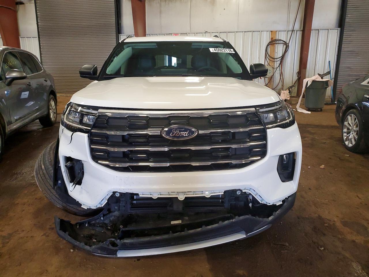 2025 FORD EXPLORER ACTIVE photo 13