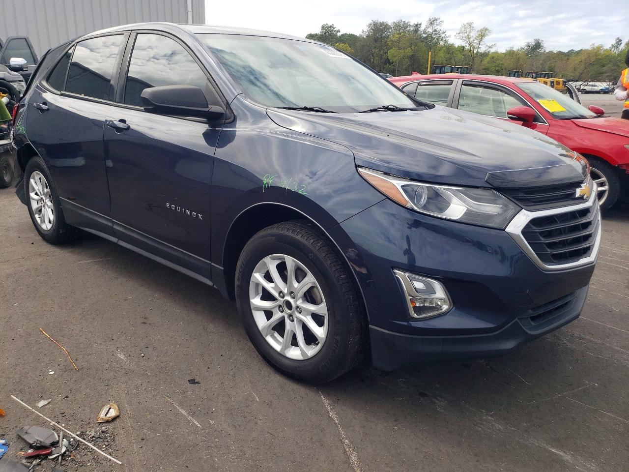 2018 CHEVROLET EQUINOX LS photo 4