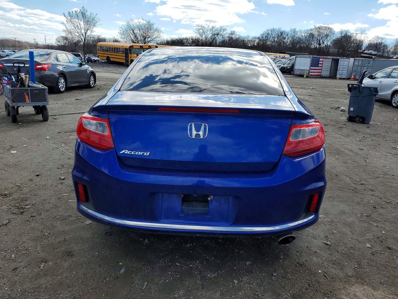 2014 HONDA ACCORD LX-S photo 11