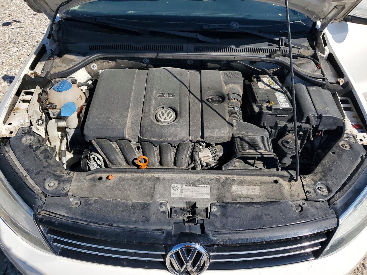 2013 VOLKSWAGEN JETTA SE photo 11