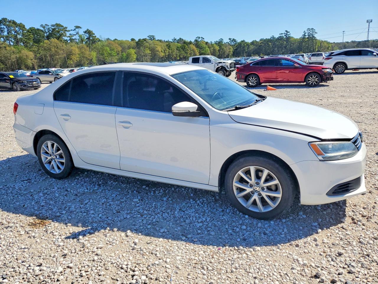 2013 VOLKSWAGEN JETTA SE photo 4