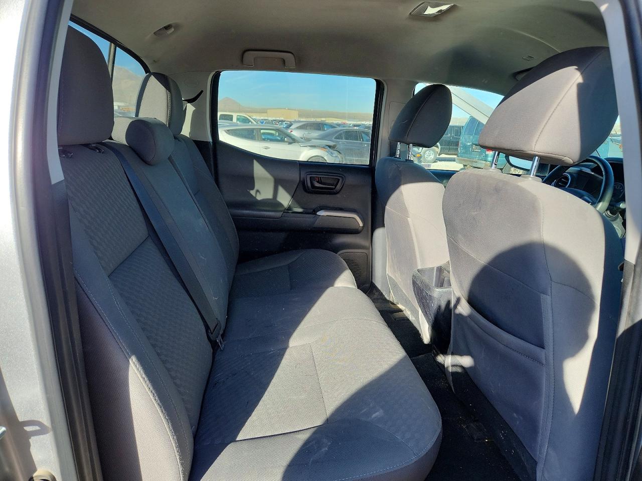 2022 TOYOTA TACOMA SR5 V6 photo 10
