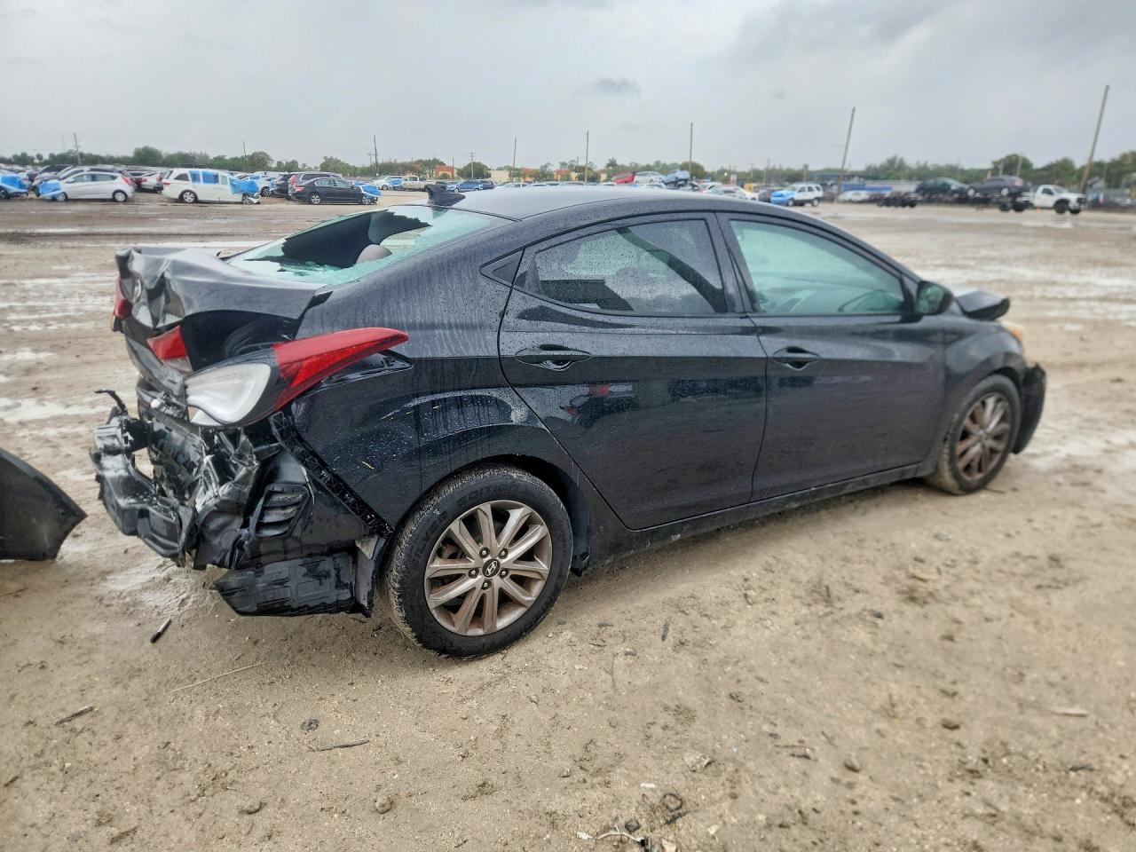2014 HYUNDAI ELANTRA SE photo 5