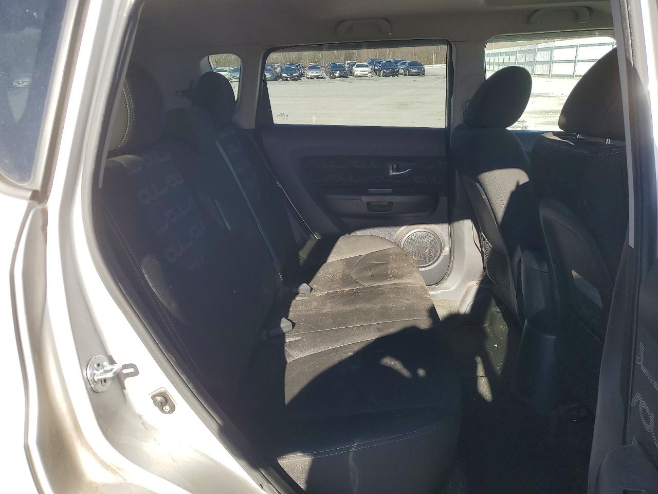 2012 KIA SOUL + photo 10