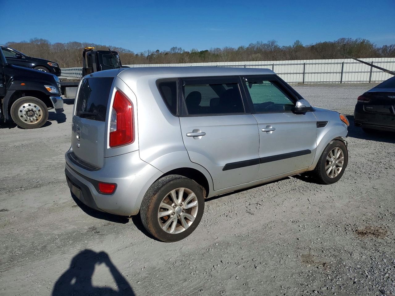 2012 KIA SOUL + photo 3