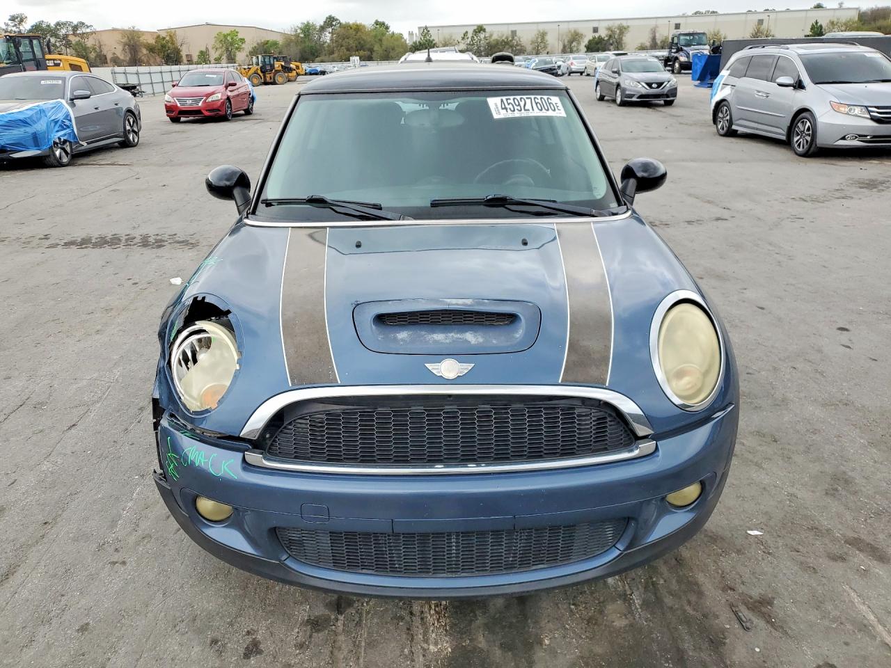 2010 MINI COOPER S photo 9