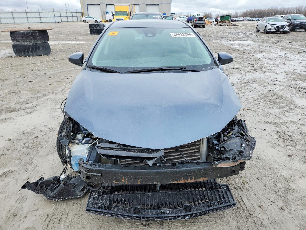 2017 TOYOTA COROLLA LE photo 13