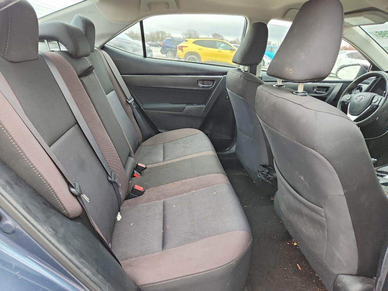 2017 TOYOTA COROLLA LE photo 28