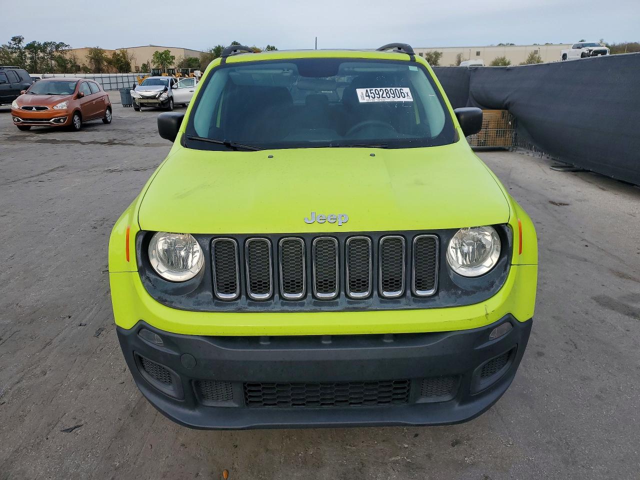 2017 JEEP RENEGADE SPORT photo 9