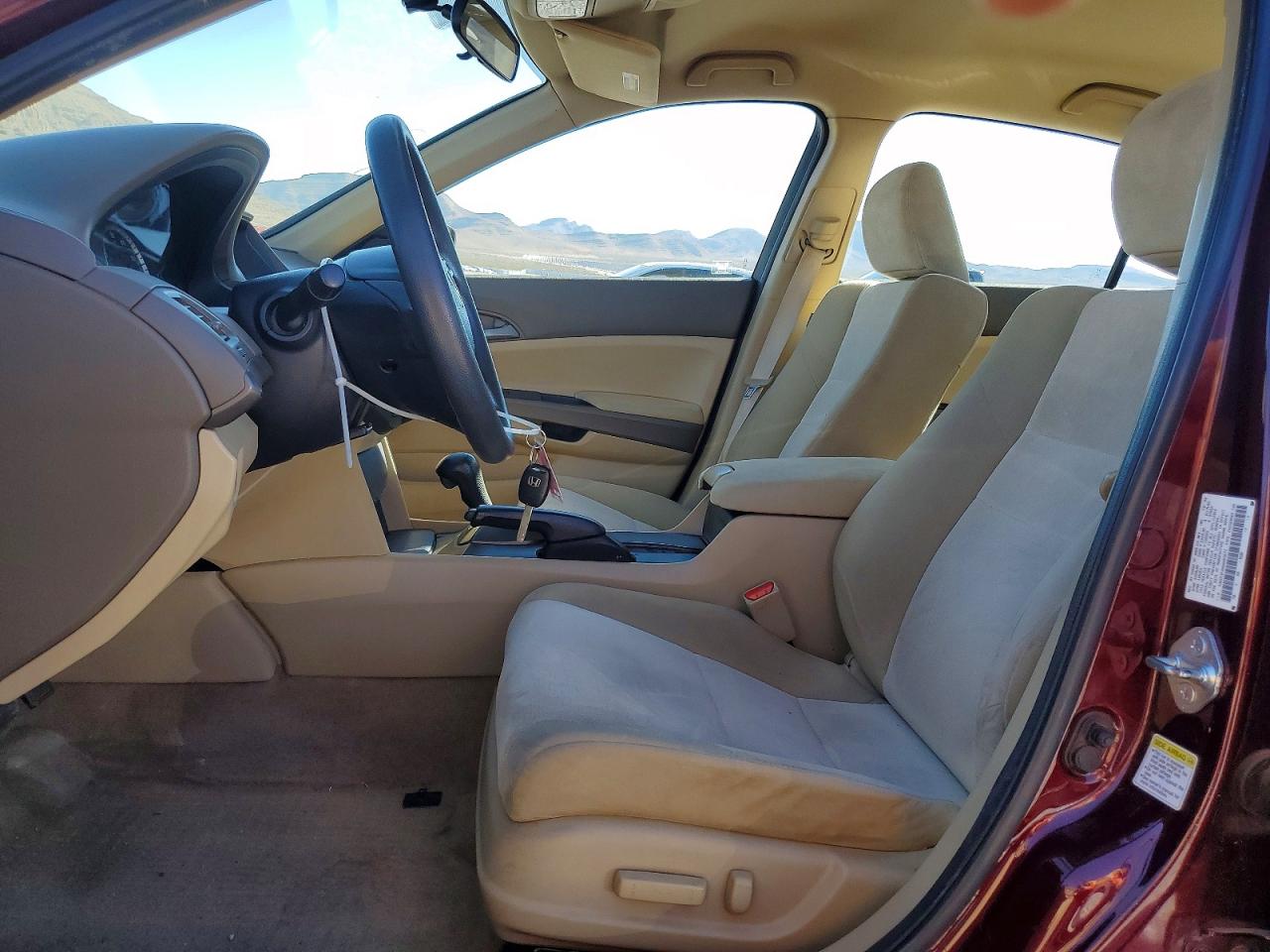 2010 HONDA ACCORD LXP photo 7