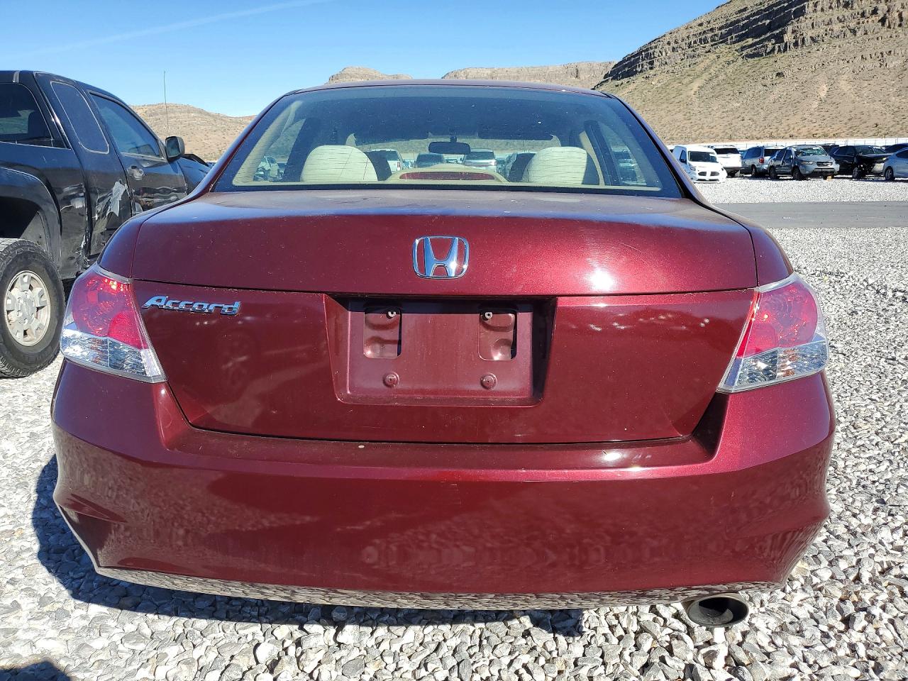 2010 HONDA ACCORD LXP photo 6