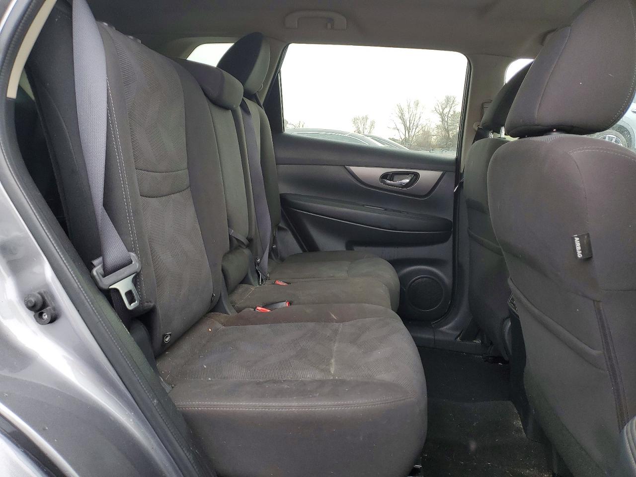 2016 NISSAN ROGUE SV photo 21