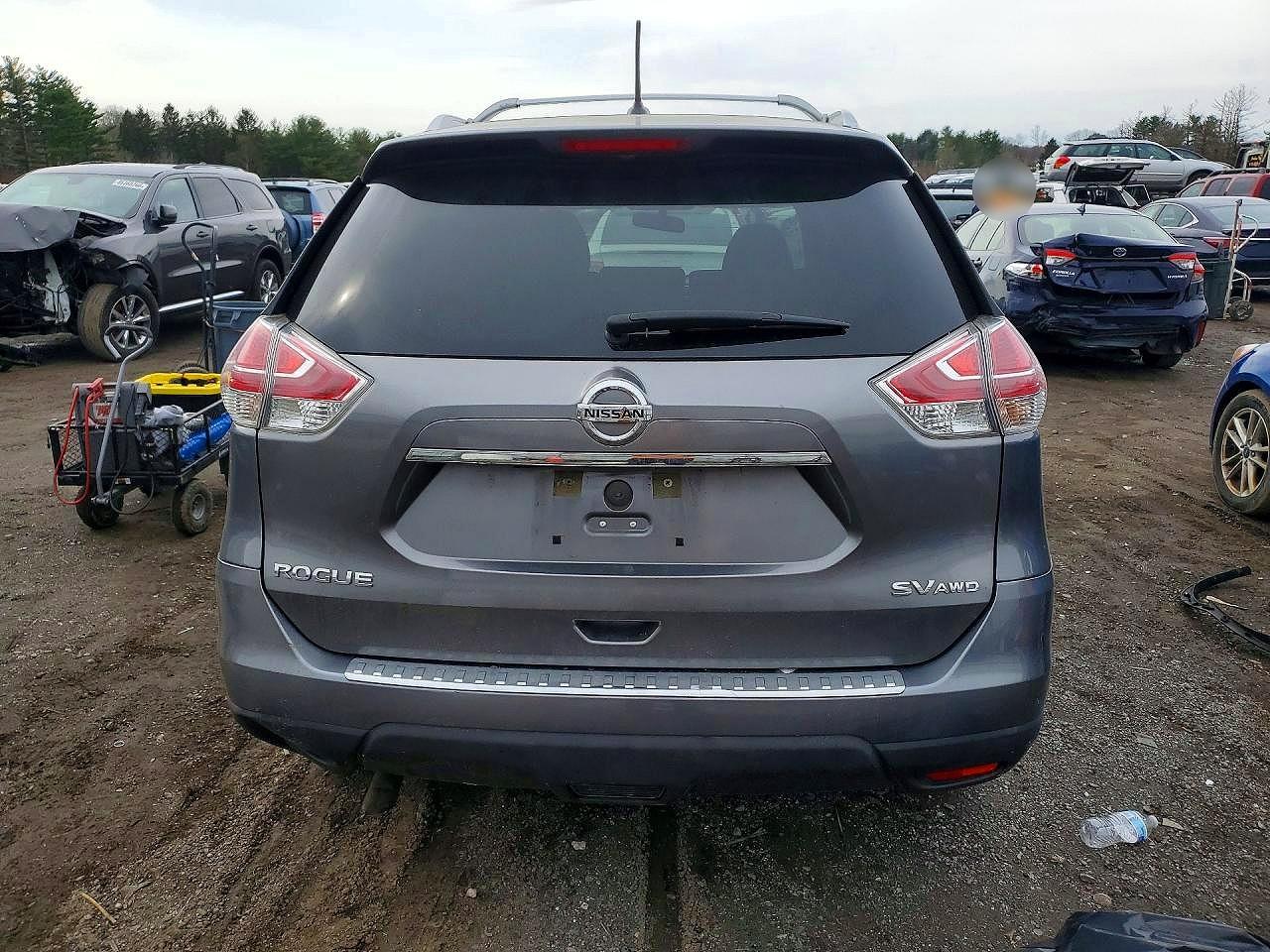 2016 NISSAN ROGUE SV photo 11
