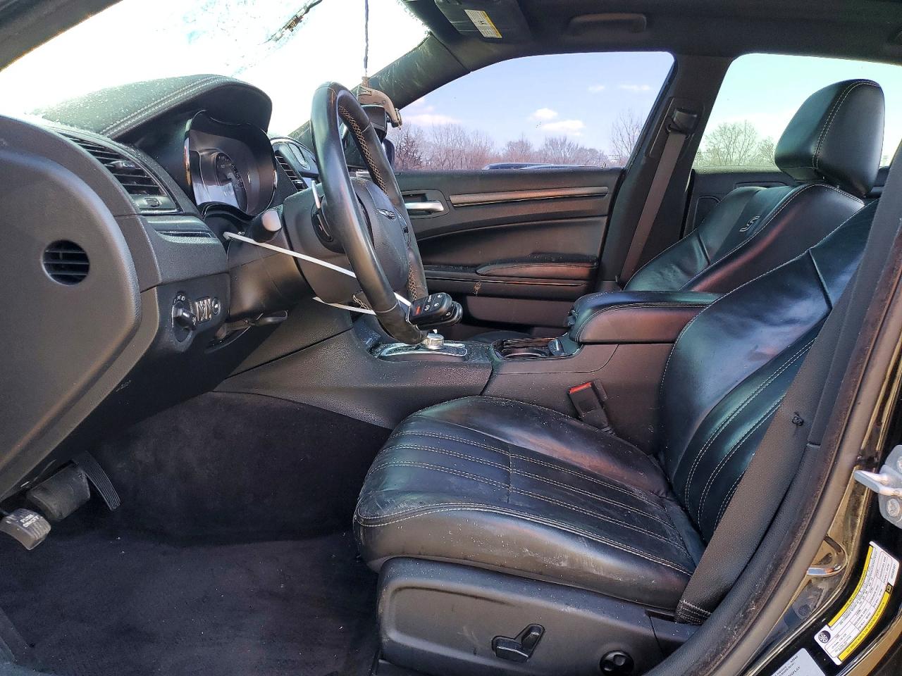 2016 CHRYSLER 300 S photo 7